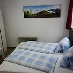 2 Apartment *